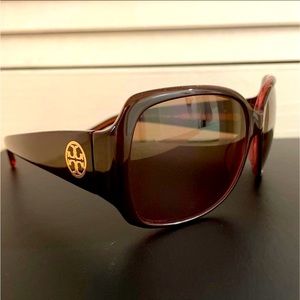 Tory Burch: Sunglasses
